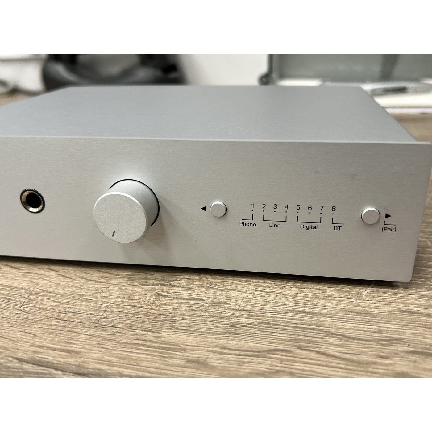 Pro-Ject Pro-Ject MaiA S3 Integrated Amplifier - Open Box Integrated Amplifiers