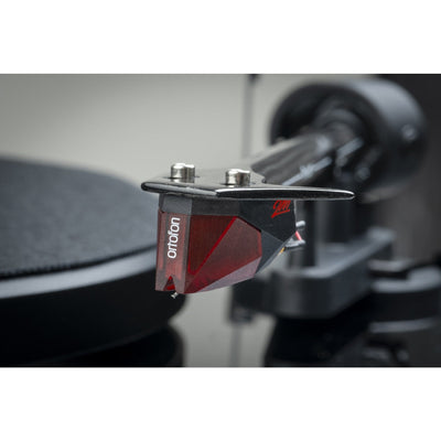 Pro-Ject Pro-Ject Debut Carbon Classic Turntable with Ortofon 2M Red Cartridge Turntables