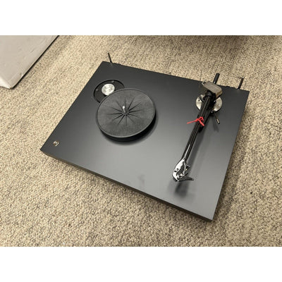 Pro-Ject Pro-Ject Debut PRO Turntable with Pick It PRO Cartridge - Open Box Turntables