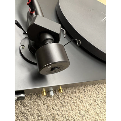 Pro-Ject Pro-Ject Debut PRO S Turntable with Pick It S2 C Cartridge - Open Box Turntables