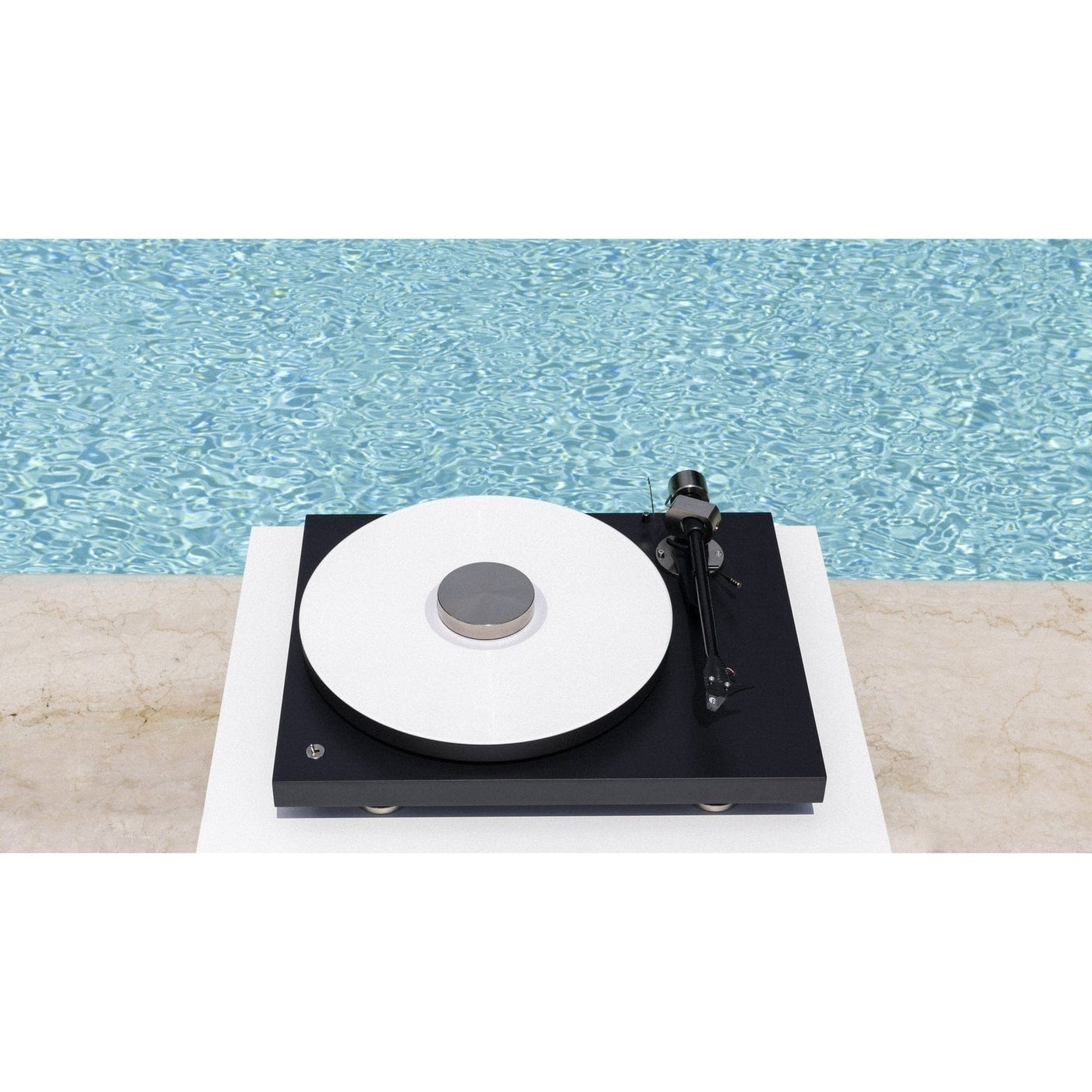 Pro-Ject Pro-Ject Debut PRO B Turntable with Pick It PRO Balanced Cartridge Turntables