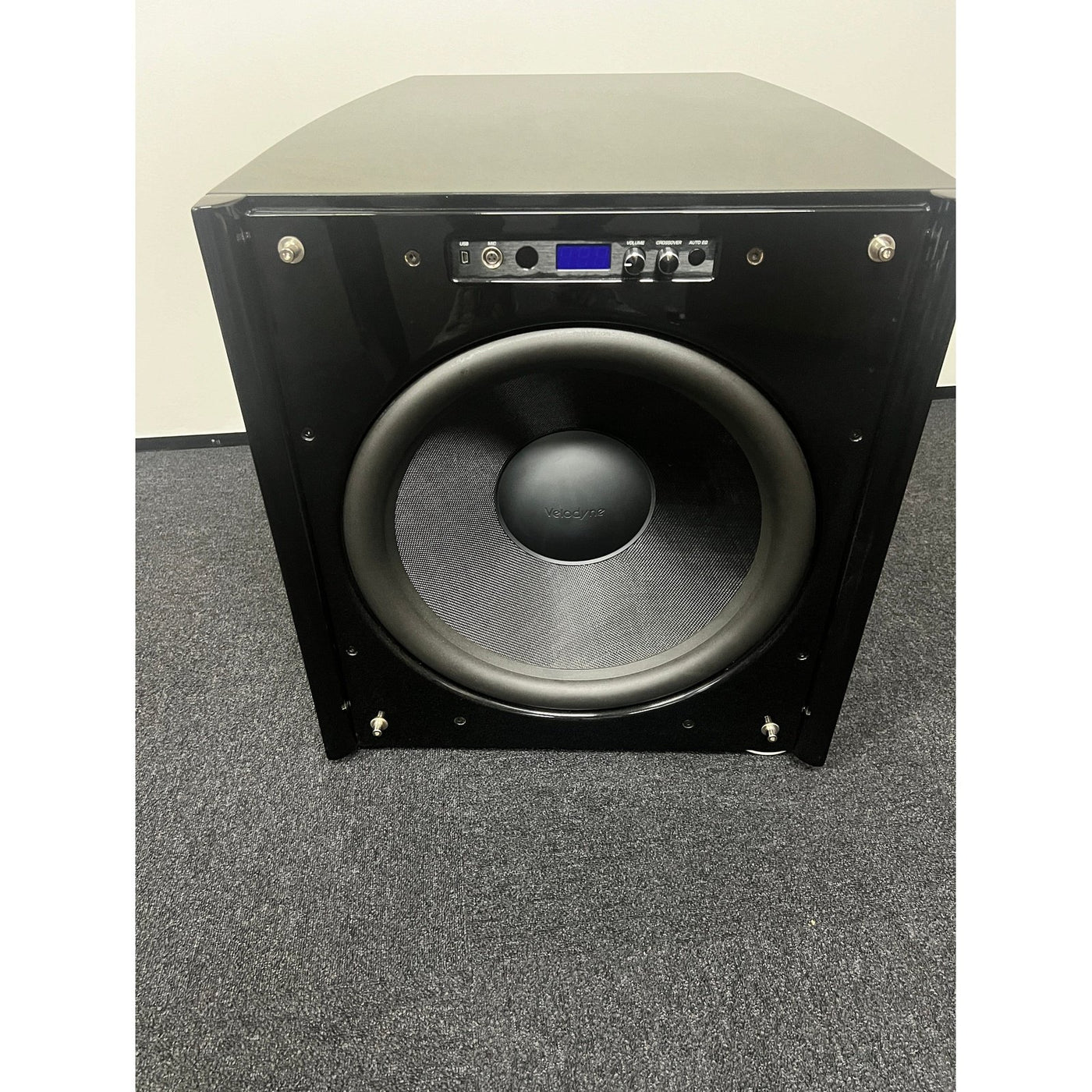 Velodyne Velodyne DD-18+ Reference 18" Sealed Subwoofer - Ex-Demo Subwoofers